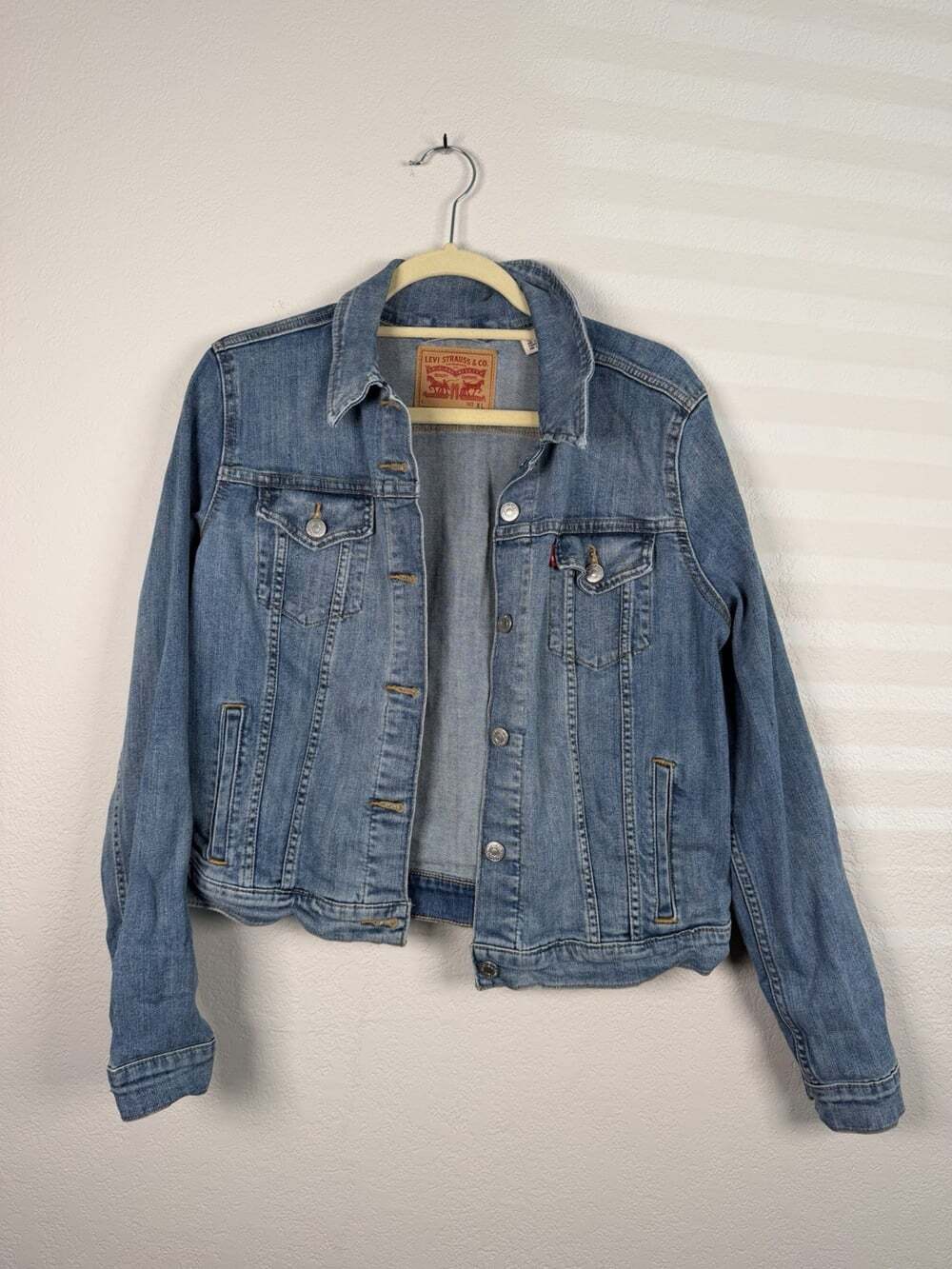 Levi's Blue Medium Blue Wash Denim Original Trucker Jean Jacket Women's XL